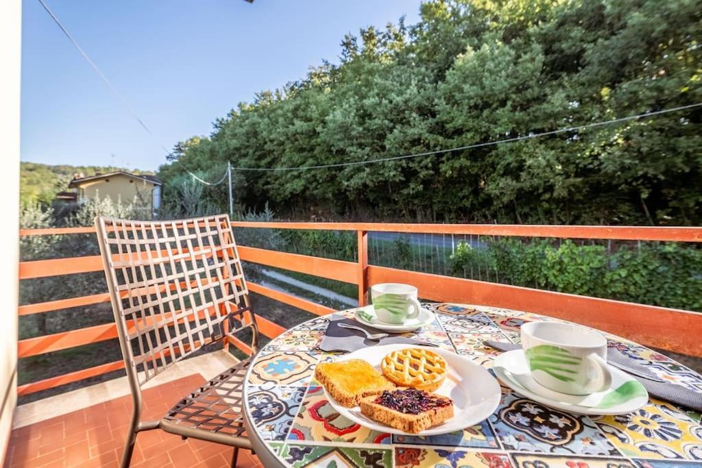 Appartamento Poggio Del Sole Lukka Zewnętrze zdjęcie